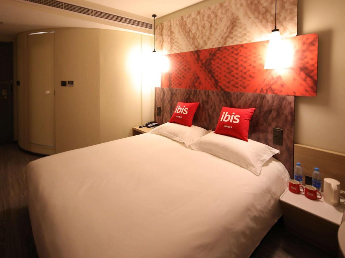 Ibis Shanghai Changshou Road Hotel Екстериор снимка